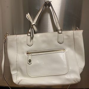 Coach hand bag/crossbody bag white